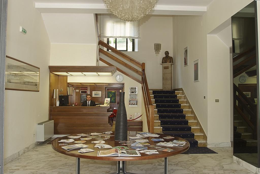 Hotel Mediterraneo تْشيانشانو  تيرمي المظهر الخارجي الصورة