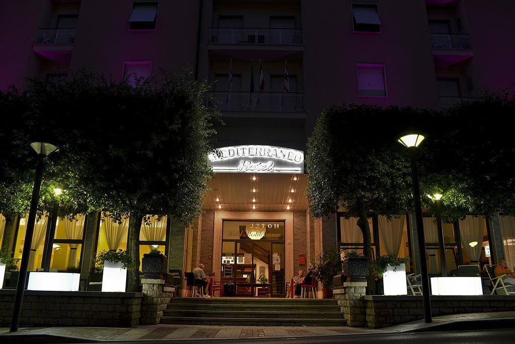 Hotel Mediterraneo تْشيانشانو  تيرمي المظهر الخارجي الصورة